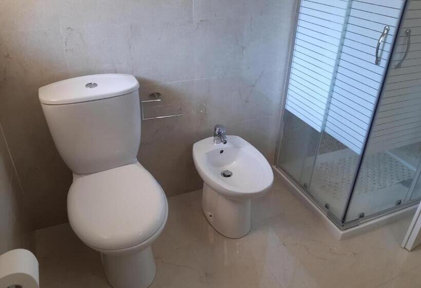 اتاق استاندارد, Cesare S Guests Acitrezza