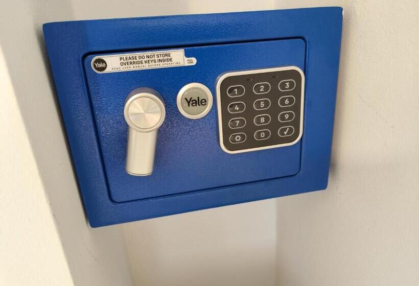 اتاق استاندارد, Cesare S Guests Acitrezza