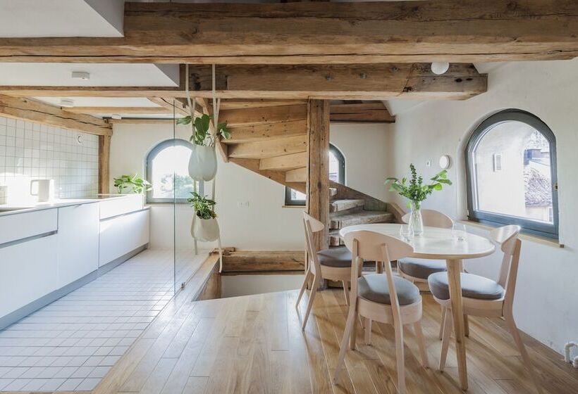 آپارتمان سوپریور 1 خوابه, Apartamenty Monka