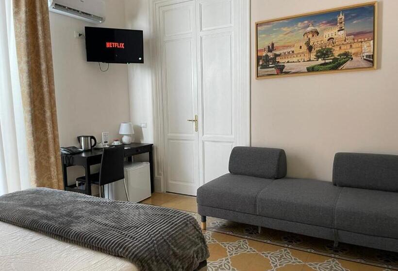 带阳台的豪华间, Liberty Palace