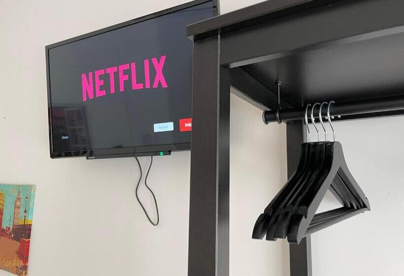 带大床的标准间, Liberty Palace