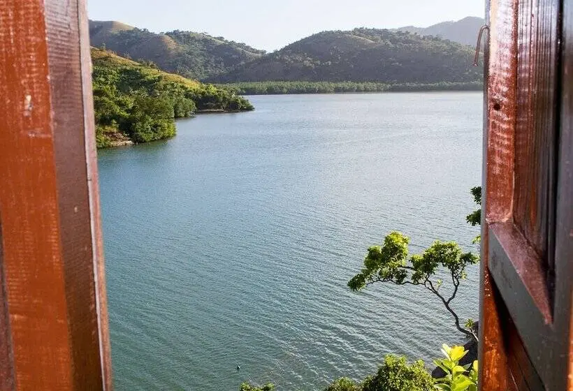 بانگلوی لوکس, Borac Bay Bungalows Hotel And Resort