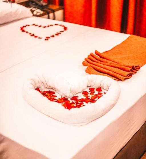 标准间, Makarim Tetouan