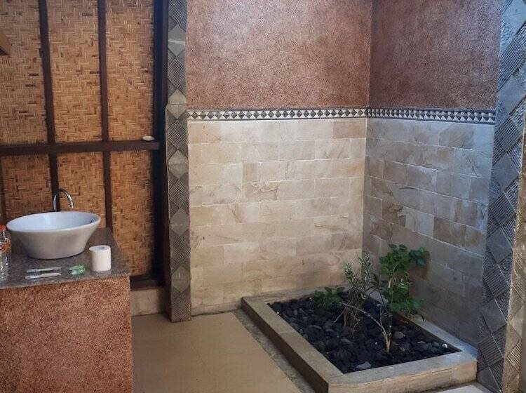 بانگلوی لوکس, Sandy Beach Bungalows