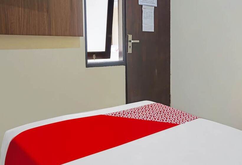 غرفة ديلوكس, Semampir Residence By Oyo Rooms