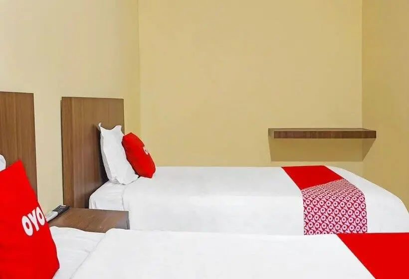 デラックスルーム, Semampir Residence By Oyo Rooms