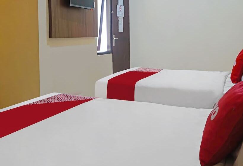 غرفة ديلوكس, Semampir Residence By Oyo Rooms