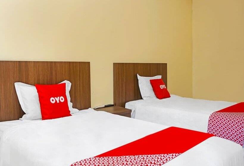 غرفة ديلوكس, Semampir Residence By Oyo Rooms