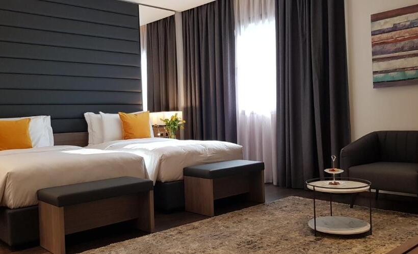 اتاق لوکس, Swissbelboutique Bneid Algar Kuwait