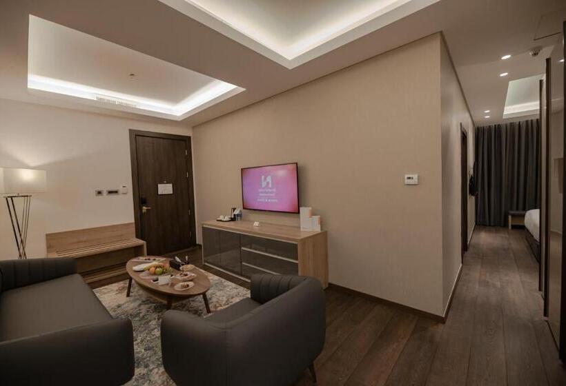 سوئیت پریمیوم, Swissbelboutique Bneid Algar Kuwait
