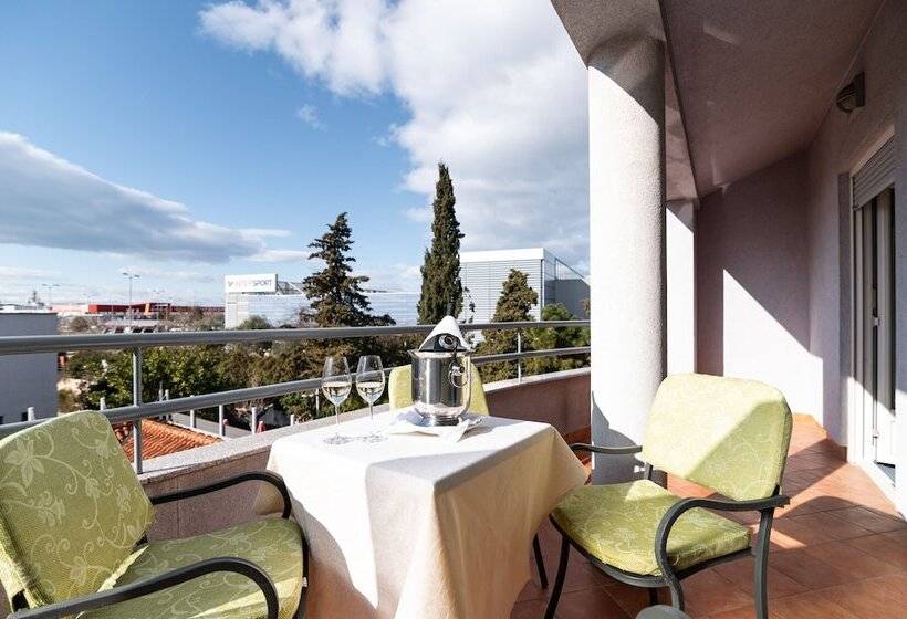 标准间带阳台, Guest Accomodation Tamaris