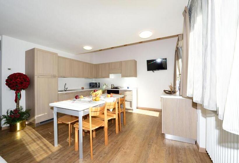 דירת שני חדרים, La Casa Al Noce