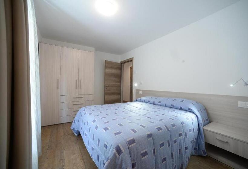 דירת שני חדרים, La Casa Al Noce