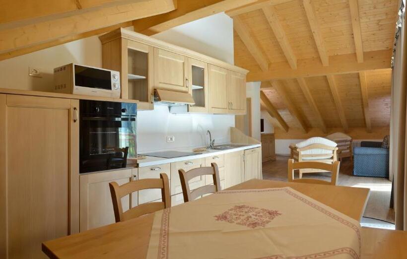 דירת חדר סופריור, La Casa Al Noce