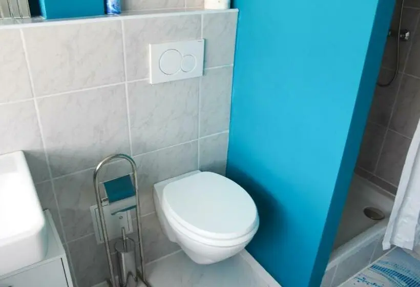 استودیوی لوکس, Skyhostel Friedrichshafen
