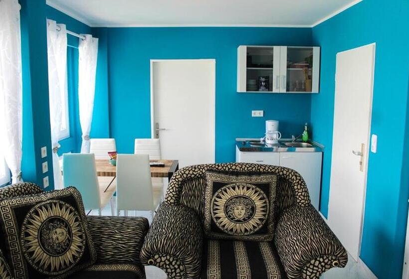 Escritório Deluxe, Skyhostel Friedrichshafen