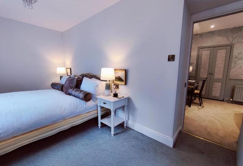 家庭套房, Barrow Lodge