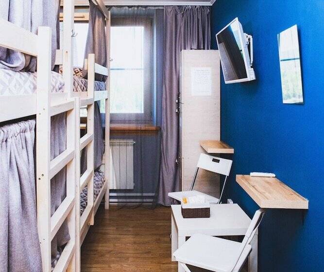 Economy Quadruple Room, Hostel Enisey