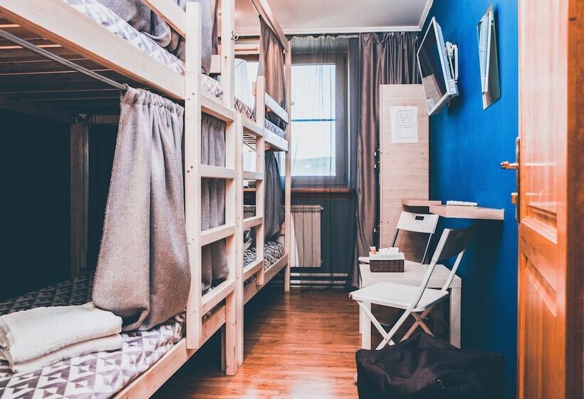 Economy Quadruple Room, Hostel Enisey