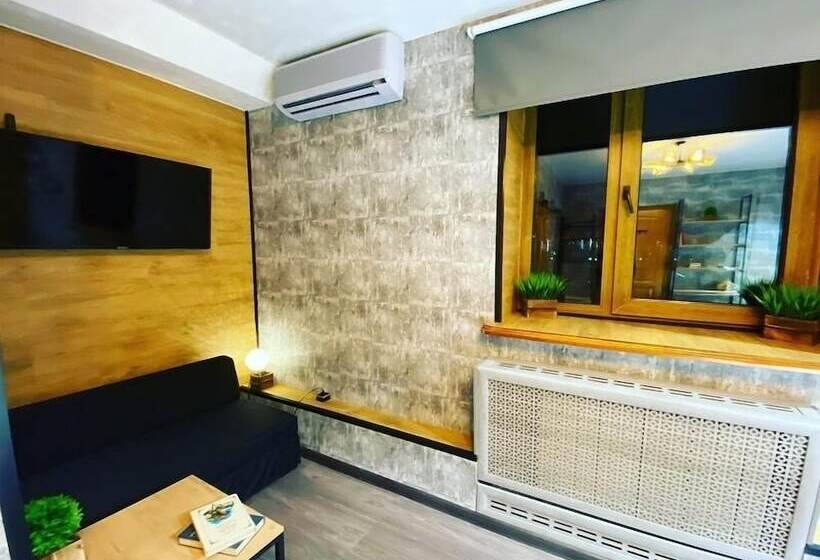 اتاق استاندارد با تخت دوبل, Hostel Enisey