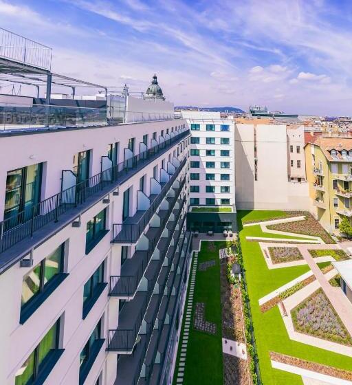 Номер Deluxe с Видом, Barcelo Budapest