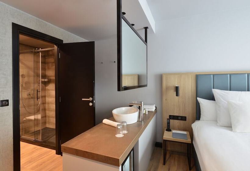 Номер Deluxe с Видом, Barcelo Budapest