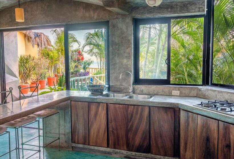 ویلای 2 خوابه, Villa Amor