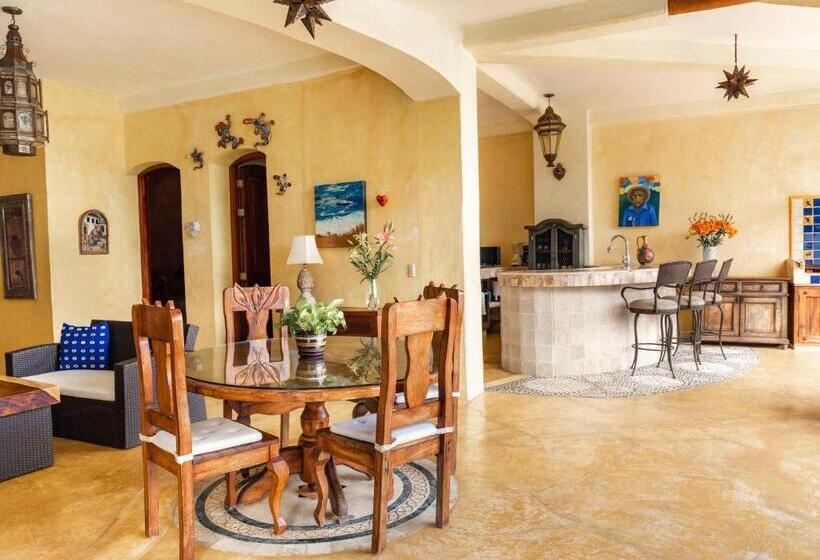 ویلای 2 خوابه, Villa Amor