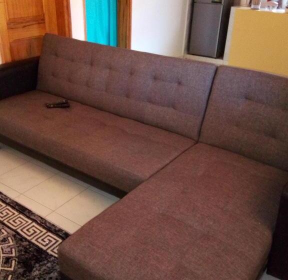 اتاق استاندارد, Chez Coumba Et Daniel