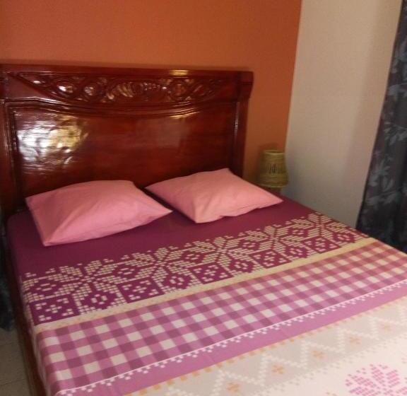 اتاق استاندارد, Chez Coumba Et Daniel