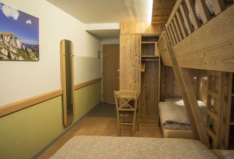 スタンダードルーム, Alpine Classic