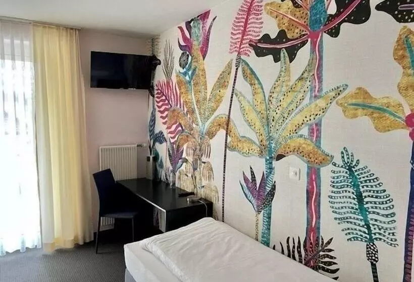 اتاق استاندارد یک تخته با بالکن, Balegra City Hotel Basel Contactless Self Check In