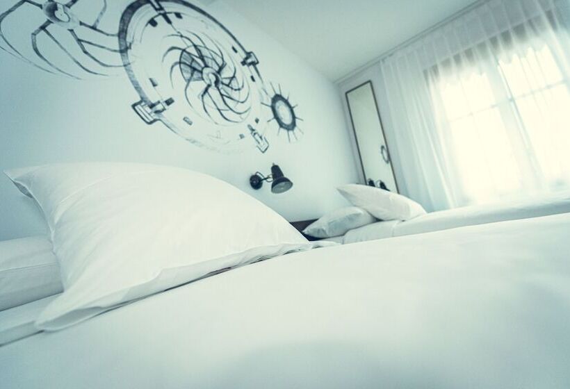 اتاق لوکس, Bernina Geneva