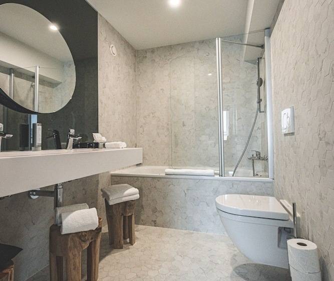 سوییت جونیور, Bernina Geneva