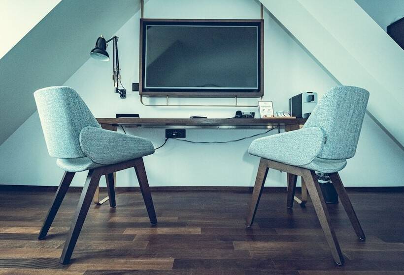 اتاق سوپریور سه تخته, Bernina Geneva