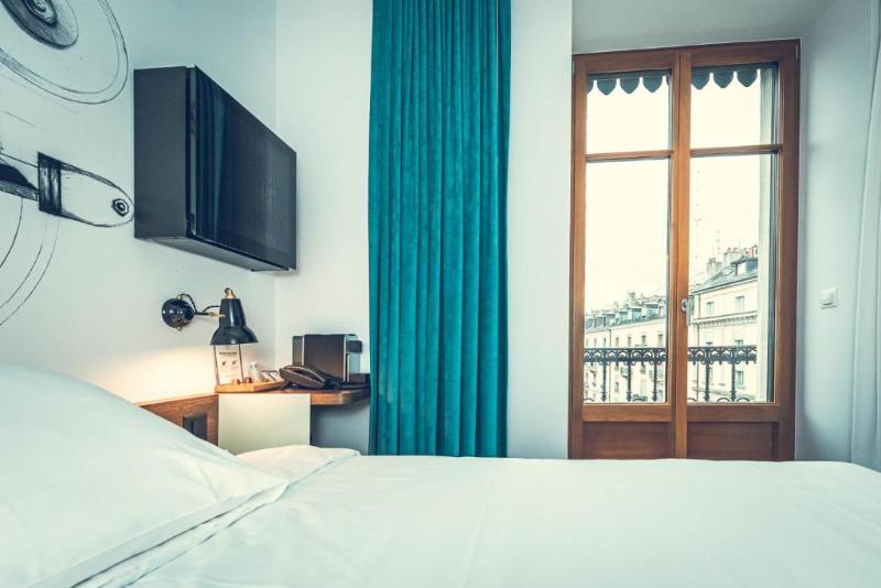 اتاق استاندارد یک نفره, Bernina Geneva