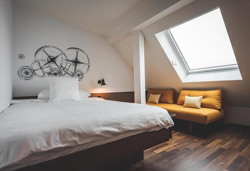 اتاق استاندارد یک نفره, Bernina Geneva
