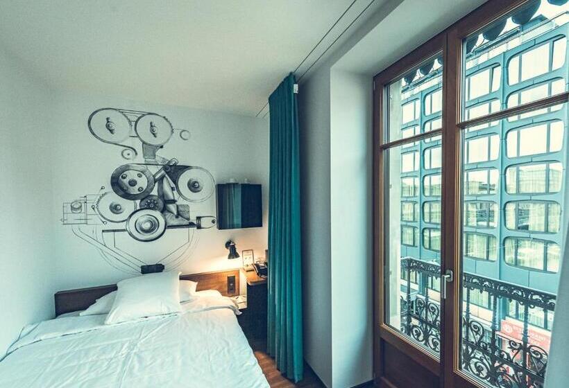اتاق استاندارد یک نفره, Bernina Geneva