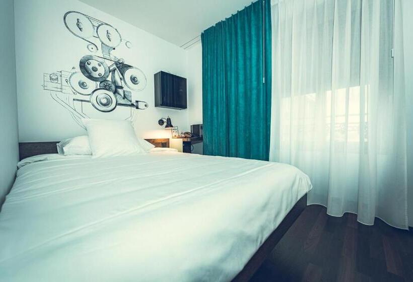 اتاق استاندارد یک نفره, Bernina Geneva