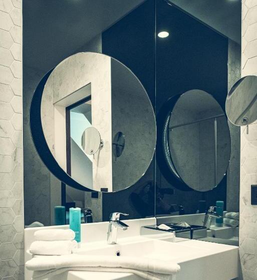 اتاق استاندارد یک نفره, Bernina Geneva