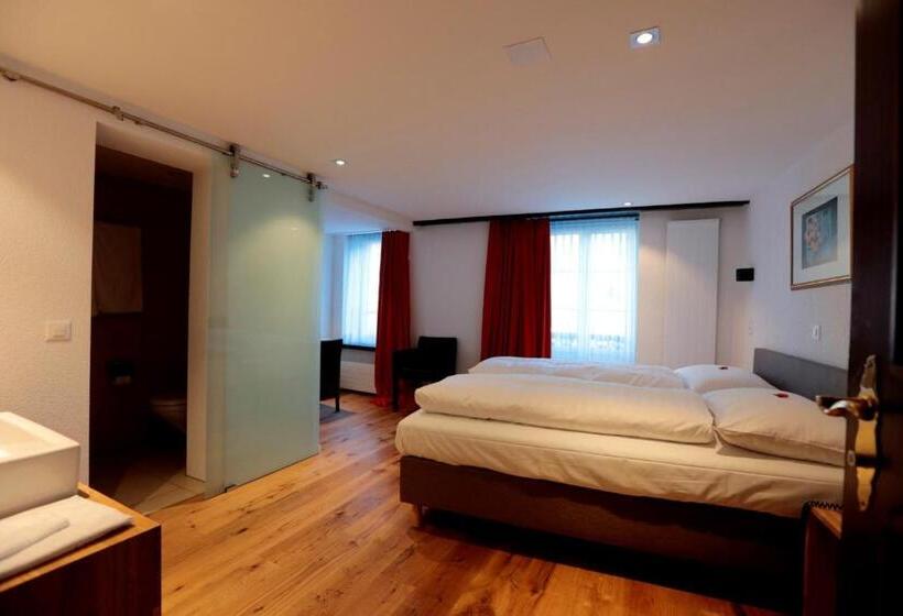 古典房间, Chur.ch