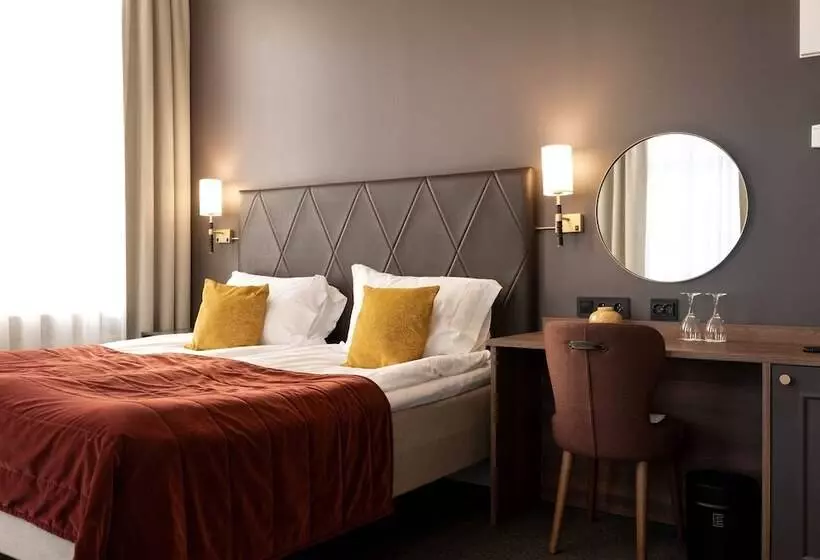 اتاق خانوادگی, Elite Stora Hotellet örebro