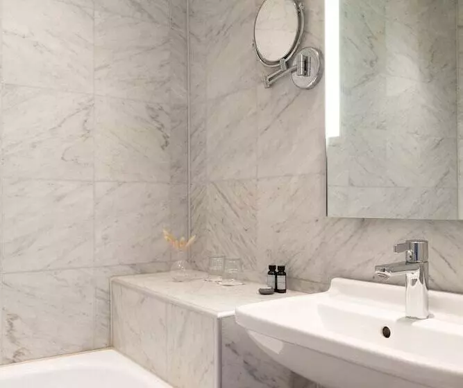 اتاق لوکس, Elite Stora Hotellet örebro