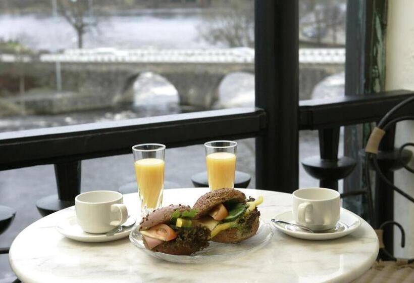 חדר סטנדרט עם מרפסת, Grand Hotel Falkenberg