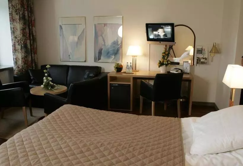 Standard-huone Parveke, Grand Hotel Falkenberg