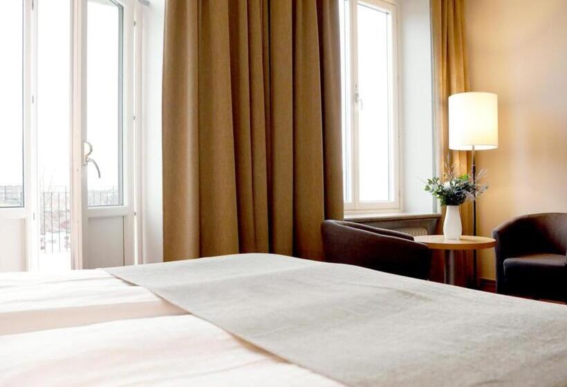 חדר סטנדרט עם טרסה, Grand Hotel Falkenberg