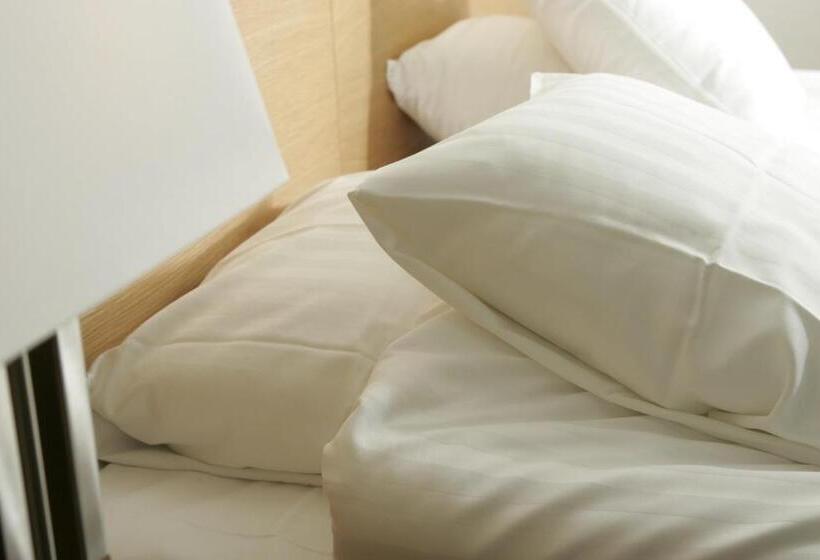 חדר אקונומי יחיד, Grand Hotel Falkenberg