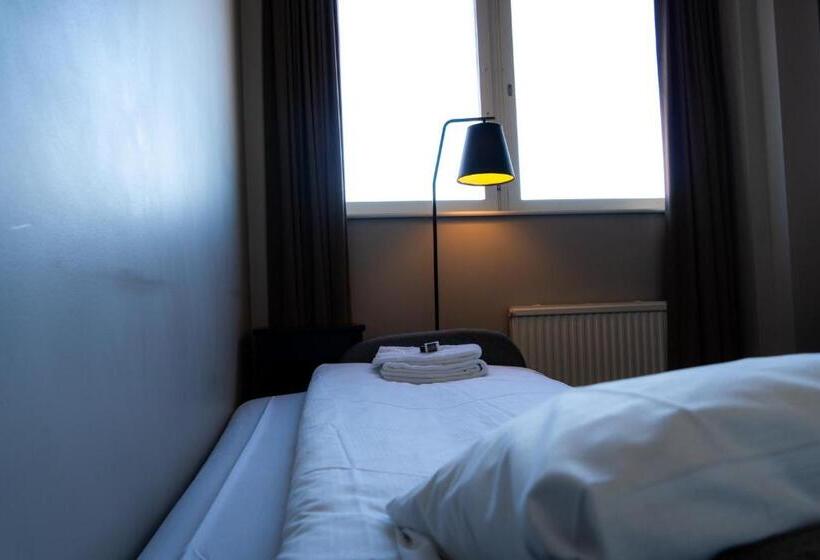 スタンダードトリプルルーム, Vänerport Stadshotell I Mariestad