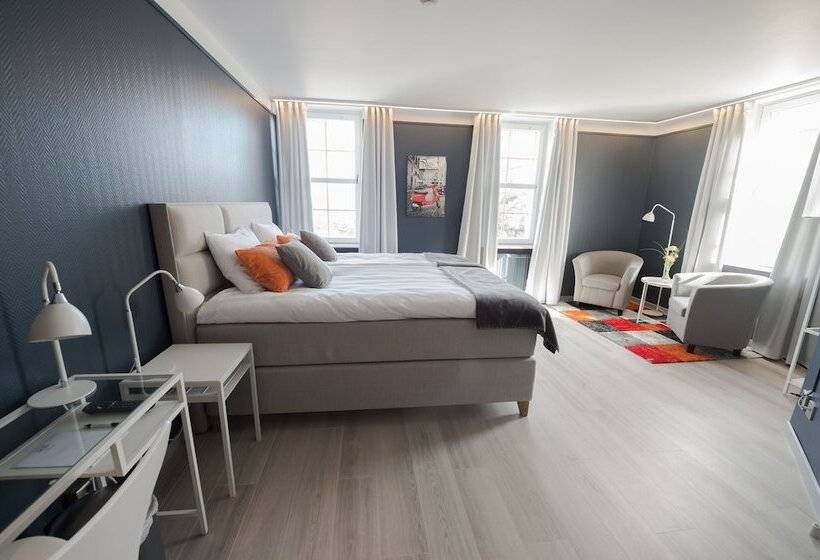 חדר סטנדרט, Stensson