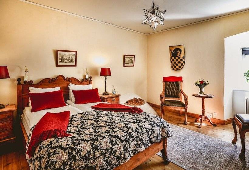 Номер Basic, Vadstena Klosterhotell Konferens & Spa